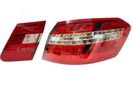 چراغ خطر عقب بنز E350